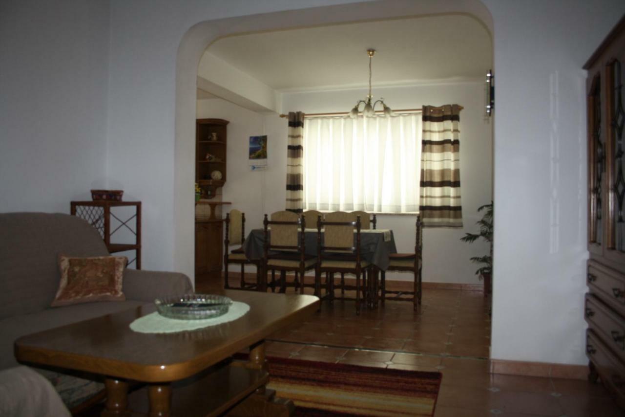 Apartments Sandra Palit Екстериор снимка